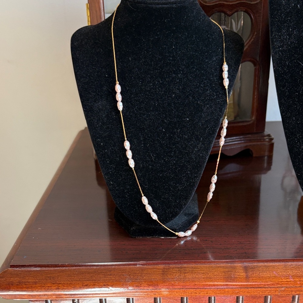 Gold Chain Necklace with Pale Pink Bead Accents